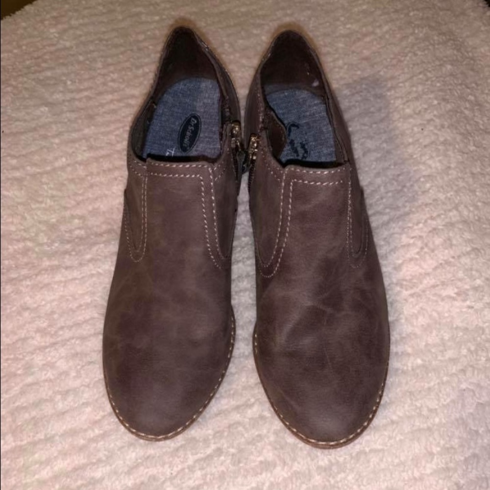 Dr scholls slight heel booties
